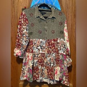 #945 Young Threads Patched Top